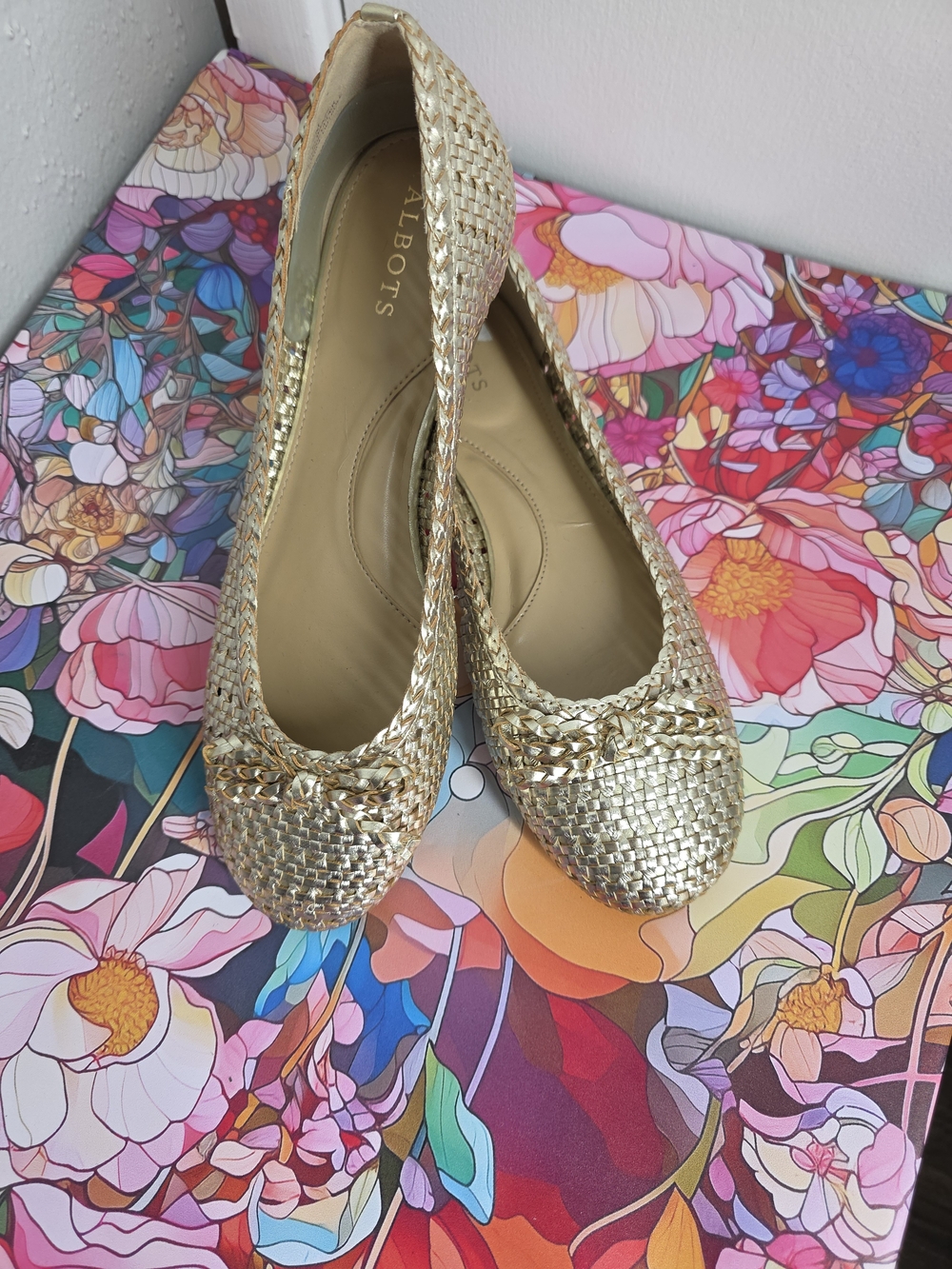 Talbots Metallic Gold Woven Ballet Flats with Chain Trim 8.5